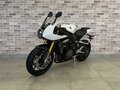 2023 Triumph Speed Triple, белый, 1472000 рублей - вид 1