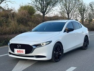 2025 Mazda 3 Axela IV (BP), белый, 1950000 рублей, вид 1