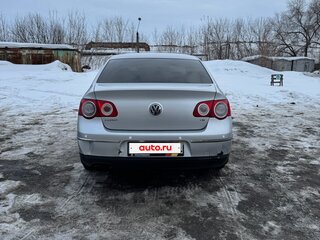 2008 Volkswagen Passat B6, серебристый, 700000 рублей, вид 3