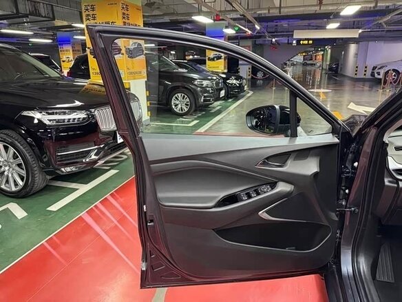 2023 Chevrolet Orlando II, чёрный, 1500000 рублей - вид 19