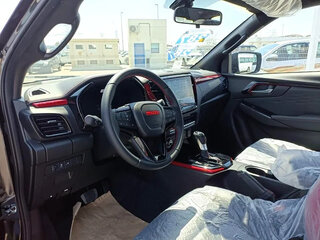 2025 Isuzu D-Max III, чёрный, 6355579 рублей, вид 5