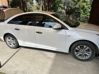 2010 Chevrolet Cruze I, белый, 500000 рублей, вид 3
