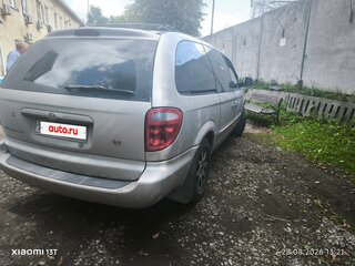 2000 Chrysler Town & Country IV, серый, 1000000 рублей, вид 3