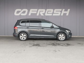 2016 Volkswagen Touran II, серый, 1710000 рублей, вид 5