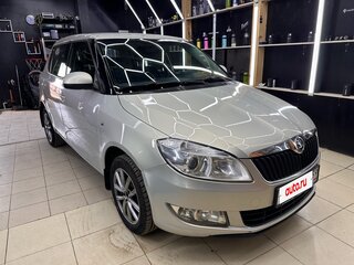 2013 Skoda Fabia II Рестайлинг, серебристый, 620000 рублей, вид 3
