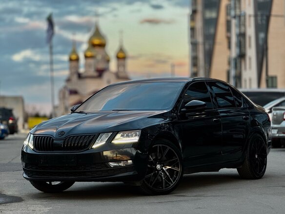 2018 Skoda Octavia III (A7) Рестайлинг, чёрный, 1200000 рублей - вид 9