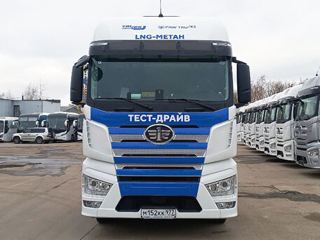 2024 FAW J7, белый, 7900000 рублей, вид 2