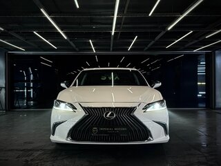 2019 Lexus ES 250 VII, белый, 3300000 рублей, вид 4