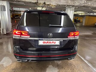 2021 Volkswagen Teramont I Рестайлинг, чёрный, 4400000 рублей, вид 5