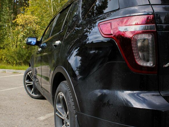 2014 Ford Explorer Sport V, чёрный, 2200000 рублей - вид 12