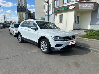 2017 Volkswagen Tiguan II, белый, 2450000 рублей, вид 1