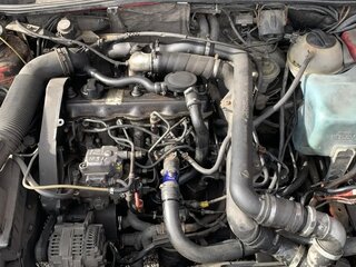 1984 Volkswagen Passat B2, красный, 65000 рублей, вид 5