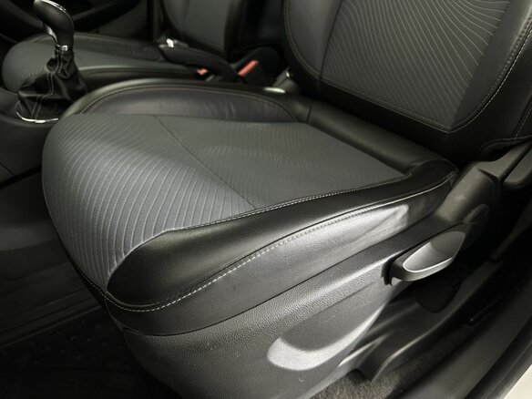 2014 Opel Mokka I, серебристый - вид 9