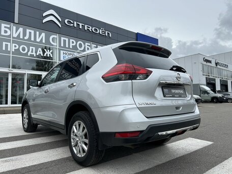 2019 Nissan X-Trail III Рестайлинг, серебристый, 2510000 рублей, вид 5