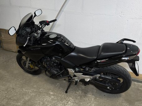 2006 Honda CBF 600, чёрный, 420000 рублей, вид 3