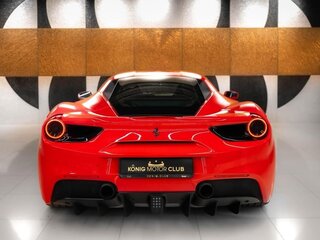 2017 Ferrari 488 GTB, красный, 18500000 рублей, вид 2