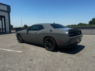 2023 Dodge Challenger R__T III Рестайлинг 2, серый, 3700000 рублей, вид 3