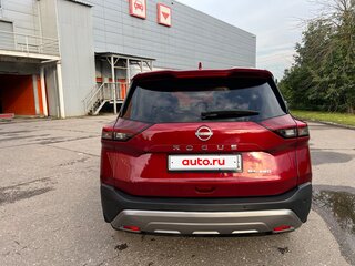 2022 Nissan Rogue III, красный, 2990000 рублей, вид 5