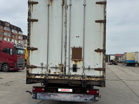2002 Renault Magnum, белый, 2450000 рублей, вид 4