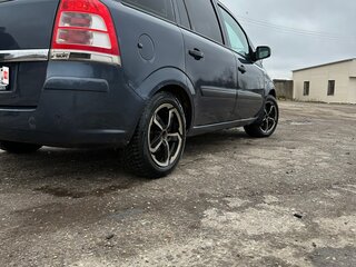 2010 Opel Zafira B Рестайлинг, синий, 650000 рублей, вид 5