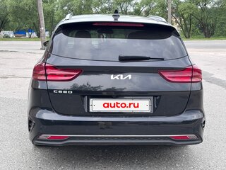 2022 Kia Ceed III Рестайлинг, чёрный, 1850000 рублей, вид 5
