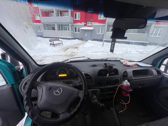 2004 Mercedes-Benz Sprinter, синий, 600000 рублей - вид 5