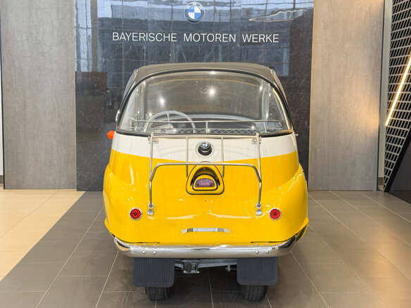 1956 BMW Isetta, жёлтый - вид 12