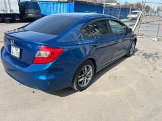 2011 Honda Civic IX, синий, 600000 рублей, вид 5