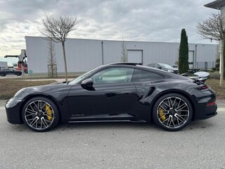 2026 Porsche 911 Turbo S VIII (992) Рестайлинг, чёрный, 42539000 рублей, вид 4