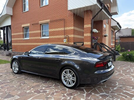 2016 Audi A7 I (4G) Рестайлинг, серый, 2799000 рублей, вид 4