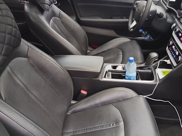 2019 Hyundai Sonata VII (LF) Рестайлинг, чёрный, 1800000 рублей - вид 8