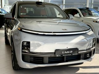 2025 Li Auto (Lixiang) L9 52.3 kWh I Рестайлинг, серый, 12090000 рублей, вид 3