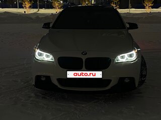 2014 BMW 5 серии 528i xDrive VI (F10/F11/F07) Рестайлинг, белый, 2400000 рублей, вид 3