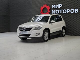 2010 Volkswagen Tiguan I, белый, 885000 рублей, вид 1