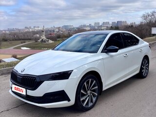 2020 Skoda Octavia IV (A8), чёрный, 2140000 рублей, вид 1