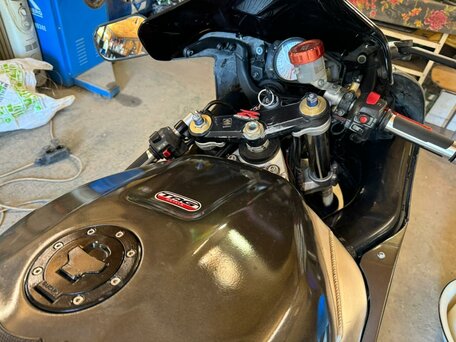 2001 Suzuki GSX-R 600, серый, 310000 рублей, вид 3