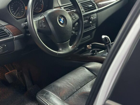 2007 BMW X5 3.0si II (E70), серебристый, 1550000 рублей - вид 18