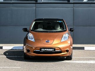 2016 Nissan Leaf I (ZE0/AZE0), оранжевый, 1197000 рублей, вид 3