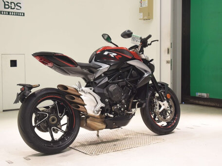 2019 MV Agusta Brutale 800, красный, 900000 рублей, вид 5