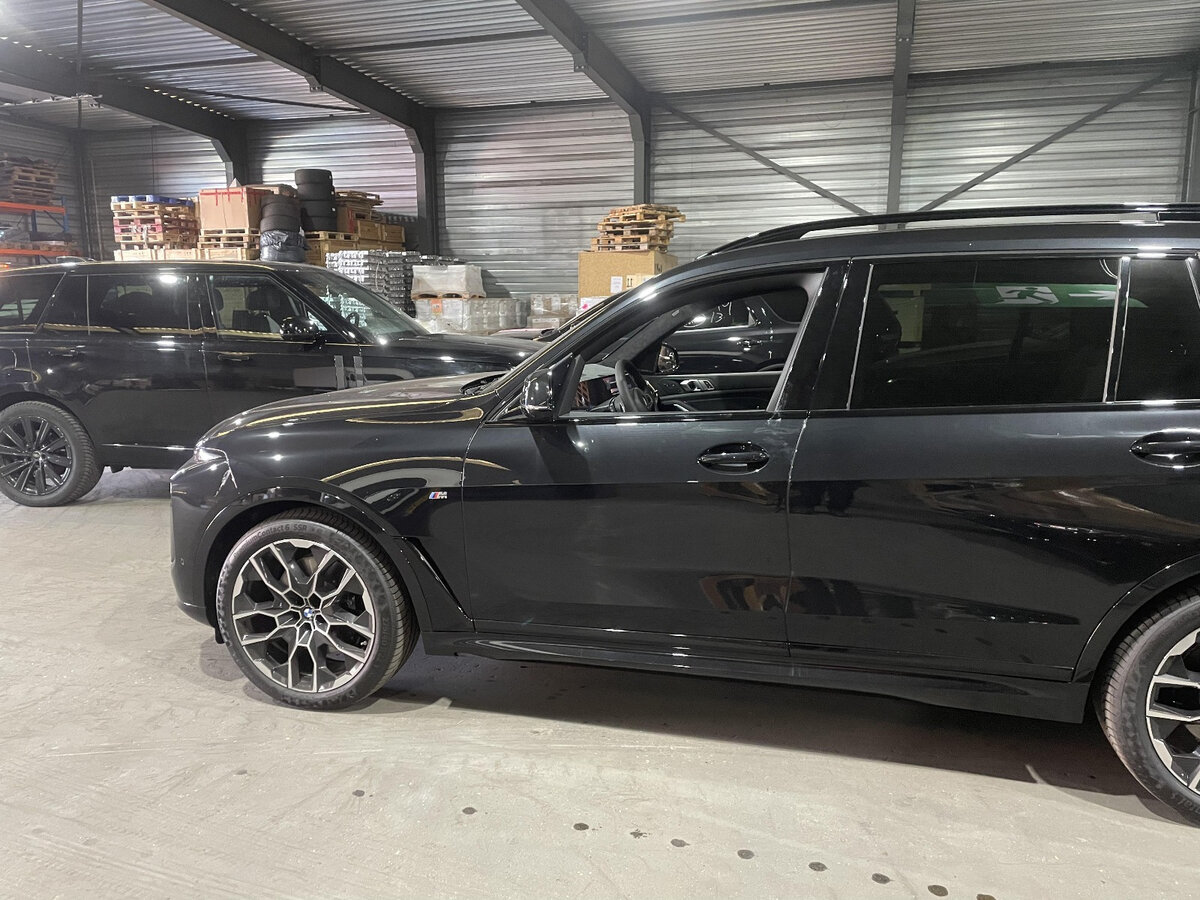 Открыть фотографии: BMW X7 I (G07) Рестайлинг