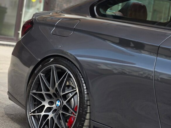 2019 BMW M4 Competition Package F82/F83 Рестайлинг, серый - вид 4