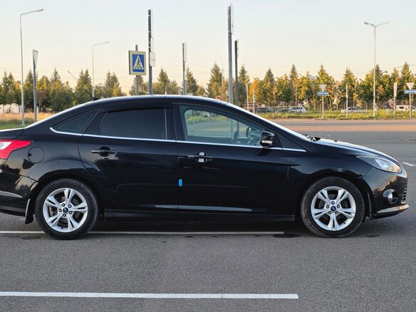 2013 Ford Focus III, чёрный, 515000 рублей - вид 3
