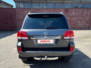 2011 Toyota Land Cruiser 200 Series, серый, 11500000 рублей, вид 5