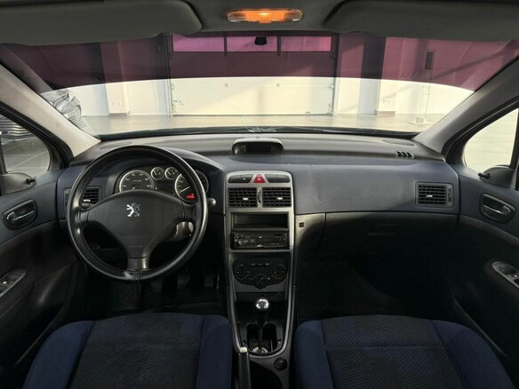2002 Peugeot 307 I, зелёный - вид 14