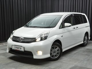 Toyota ISis I Рестайлинг