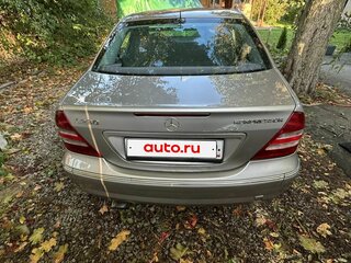2004 Mercedes-Benz C-Класс 230 II (W203) Рестайлинг, серый, 500000 рублей, вид 3