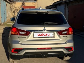 2018 Mitsubishi ASX I Рестайлинг 2, серебристый, 1500000 рублей, вид 4