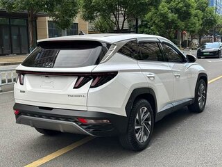 2022 Hyundai Tucson SWB IV, белый, 2218000 рублей, вид 5