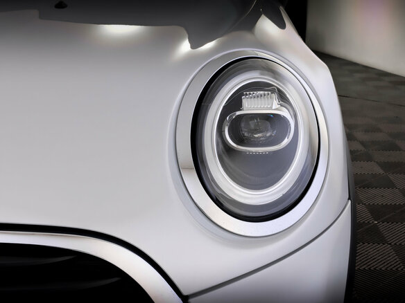 2020 Mini Hatch Cooper III (F55/F56) Рестайлинг, серый - вид 16