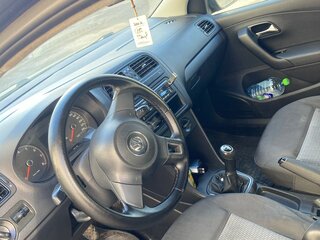 2011 Volkswagen Polo V, чёрный, 450000 рублей, вид 5
